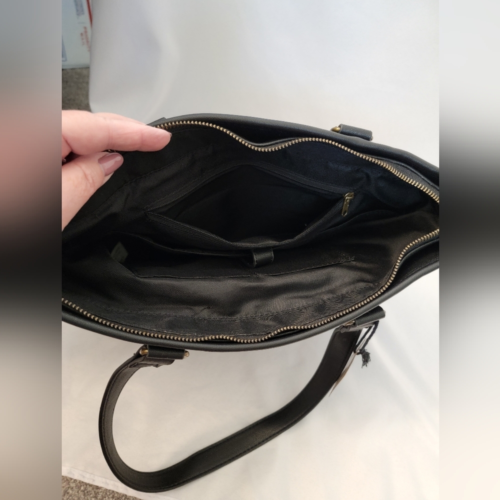 NWOT Frye and Co. Core Tote Bag - Picture 9 of 16